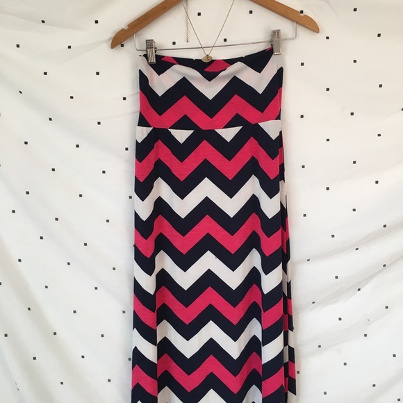 Dresses & Skirts - Women's Chevron Pink Navy White Maxi Skirt